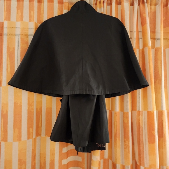 EUC Betsey Johnson Cape Coat - Picture 5 of 8